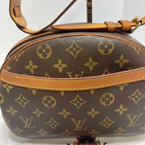 Louis Vuitton Blois in Monogram, with dust bag. - Picture 16 of 16